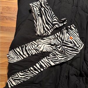 Zebra Print bra and Leggings peached by Nellie set